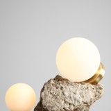 ALDEX 1076B40_M | Ball-AL Aldex asztali lámpa gömb 23cm vezeték kapcsoló 1x E27 sárgaréz, opál